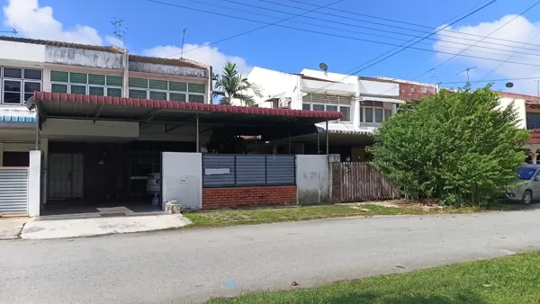 Double-storey semi-D, town area, Taman Alor Malai, Jalan Stadium, Alor Setar – photo 1