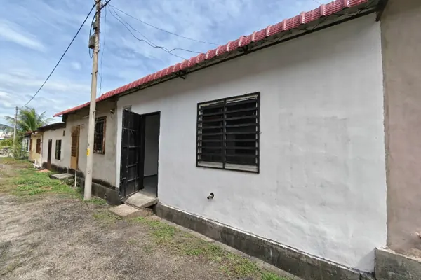 Single-storey terrace, intermediate lot, Taman Desa Aman, Sungai Lalang, Bedong – photo 4