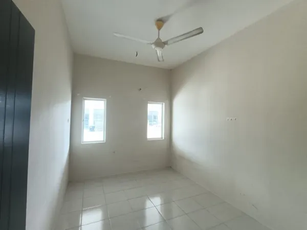 Single-storey terrace, Malay Reserve, Taman Lekir Baiduri 2, Lekir, Sitiawan – photo 3